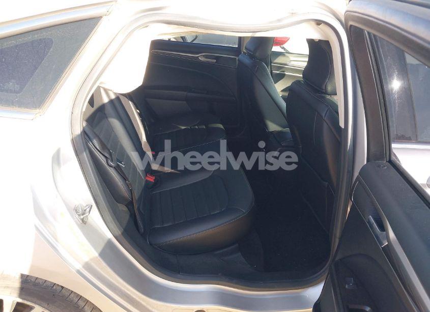 Photo 8 of 2017 Ford Fusion SE (VIN 3FA6P0H91HR200363)