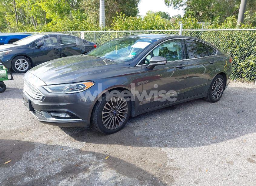 Photo 2 of 2017 Ford Fusion SE (VIN 3FA6P0H91HR401065)