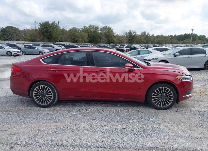 Photo 13 of 2018 Ford Fusion SE (VIN 3FA6P0H91JR255238)