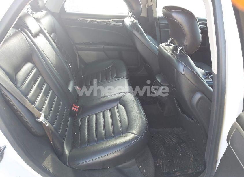 Photo 8 of 2013 Ford Fusion SE (VIN 3FA6P0H92DR292464)