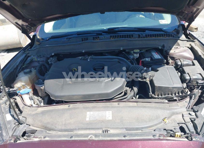 Photo 10 of 2013 Ford Fusion SE (VIN 3FA6P0H92DR371892)
