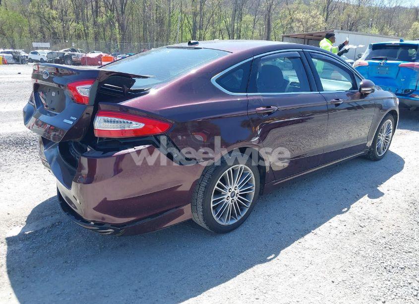 Photo 4 of 2013 Ford Fusion SE (VIN 3FA6P0H92DR371892)