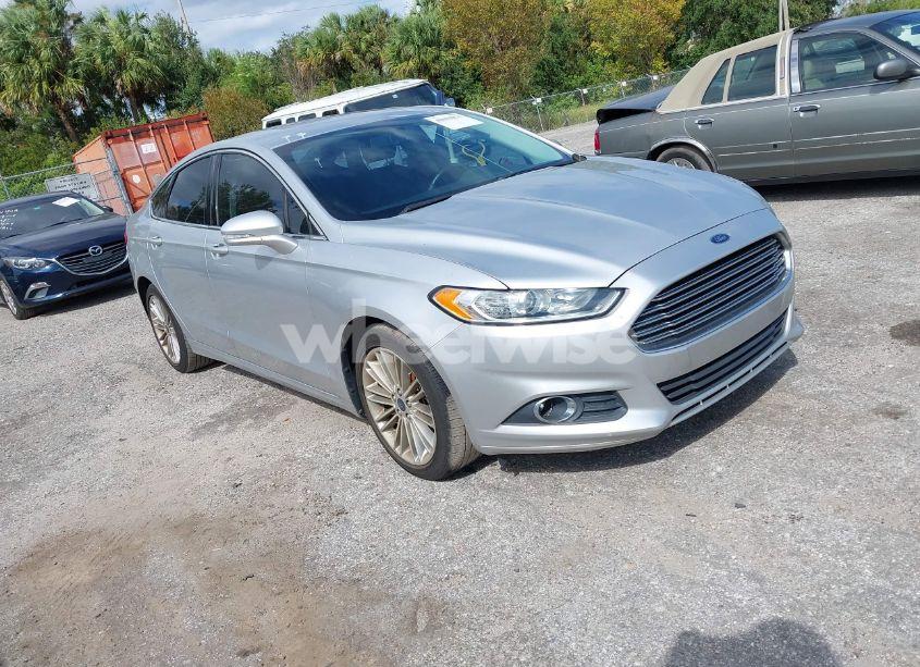 2014 Ford Fusion SE (VIN 3FA6P0H92ER186663) main photo