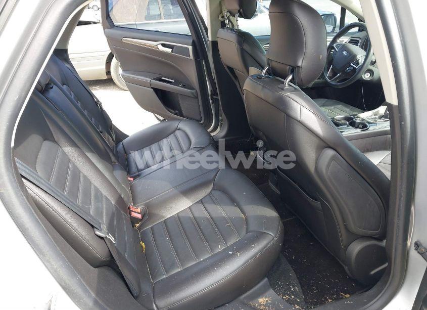 Photo 8 of 2014 Ford Fusion SE (VIN 3FA6P0H92ER186663)