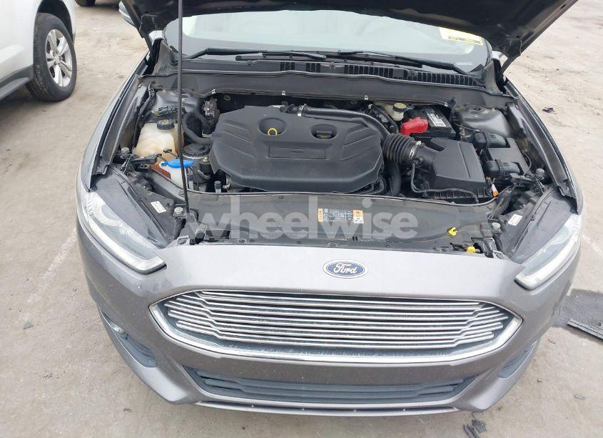 Photo 10 of 2014 Ford Fusion SE (VIN 3FA6P0H92ER198151)