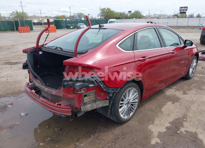 Photo 4 of 2014 Ford Fusion SE (VIN 3FA6P0H92ER245548)