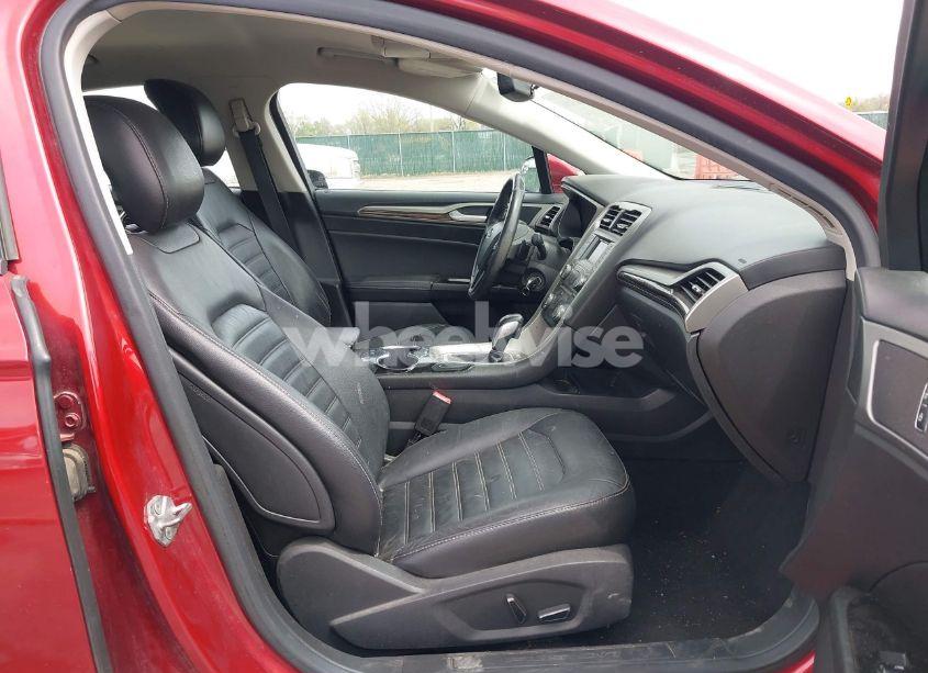 Photo 5 of 2014 Ford Fusion SE (VIN 3FA6P0H92ER245548)