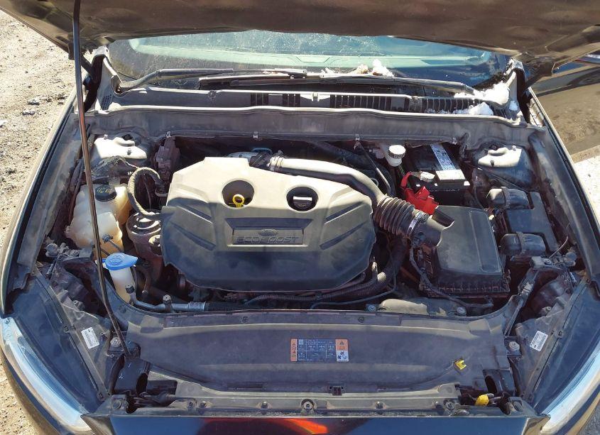 Photo 10 of 2014 Ford Fusion SE (VIN 3FA6P0H92ER315646)