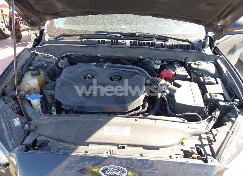 Photo 10 of 2015 Ford Fusion SE (VIN 3FA6P0H92FR233806)