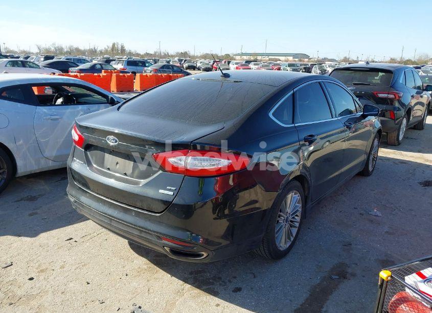 Photo 4 of 2015 Ford Fusion SE (VIN 3FA6P0H92FR233806)