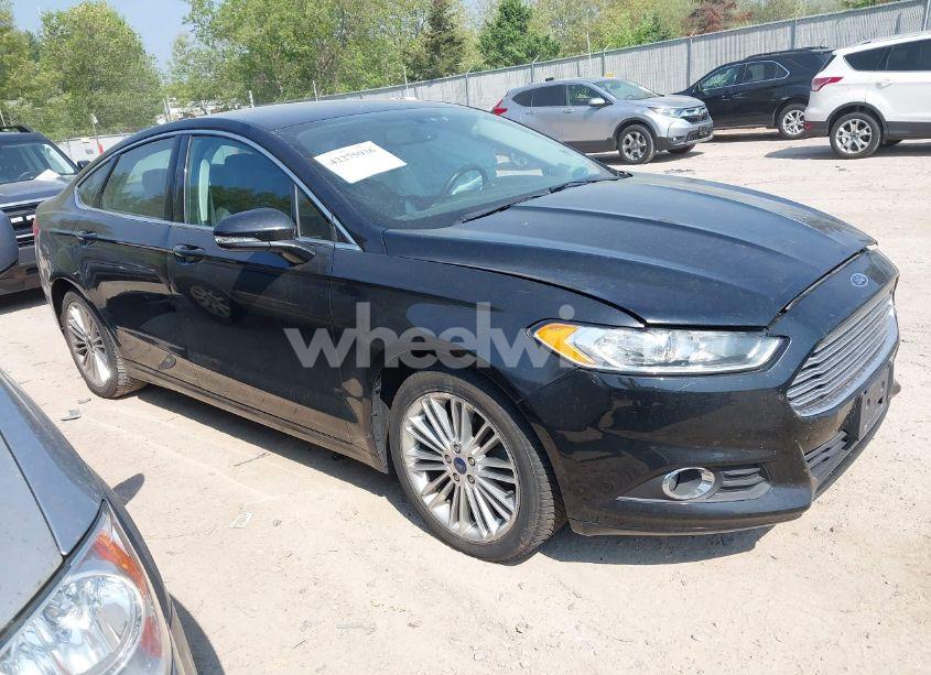 2015 Ford Fusion SE (VIN 3FA6P0H92FR258737) main photo