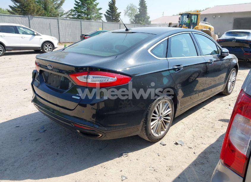 Photo 4 of 2015 Ford Fusion SE (VIN 3FA6P0H92FR258737)