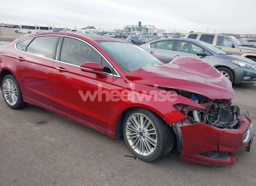 2015 Ford Fusion SE (VIN 3FA6P0H92FR294282) main photo