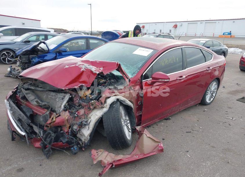 Photo 2 of 2015 Ford Fusion SE (VIN 3FA6P0H92FR294282)