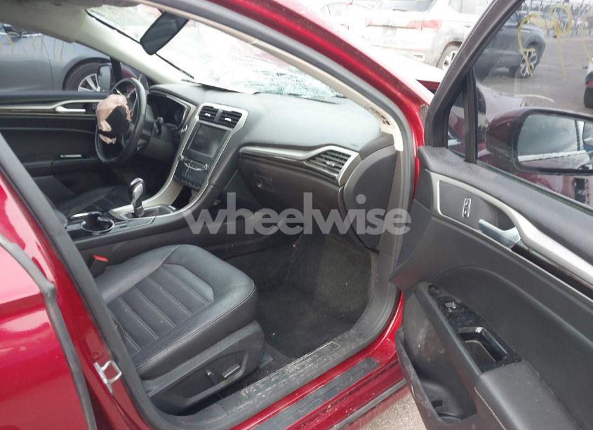 Photo 5 of 2015 Ford Fusion SE (VIN 3FA6P0H92FR294282)