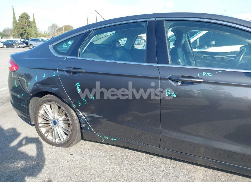 Photo 12 of 2016 Ford Fusion SE (VIN 3FA6P0H92GR359343)