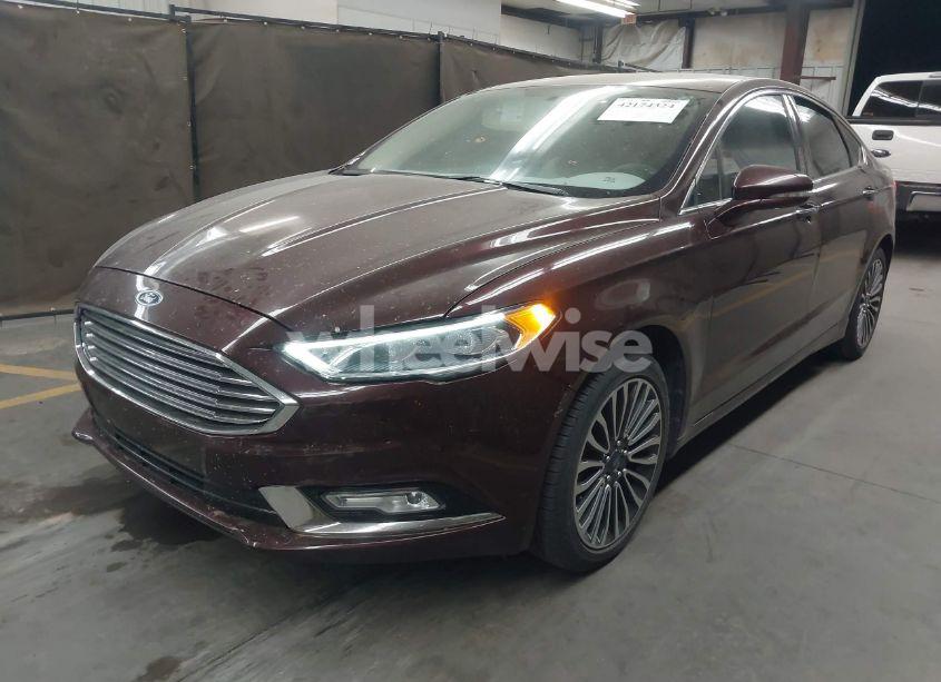 Photo 2 of 2017 Ford Fusion SE (VIN 3FA6P0H92HR105567)