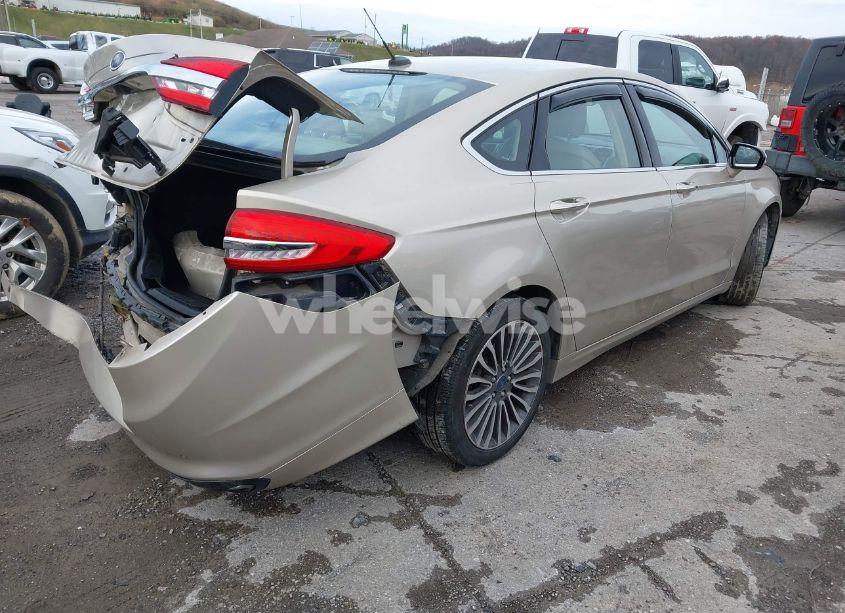 Photo 4 of 2017 Ford Fusion SE (VIN 3FA6P0H92HR212019)