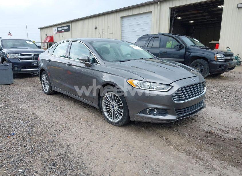 2014 Ford Fusion SE (VIN 3FA6P0H93ER195792) main photo