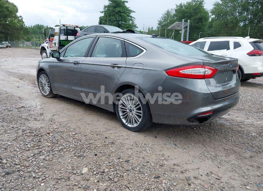 Photo 3 of 2014 Ford Fusion SE (VIN 3FA6P0H93ER195792)