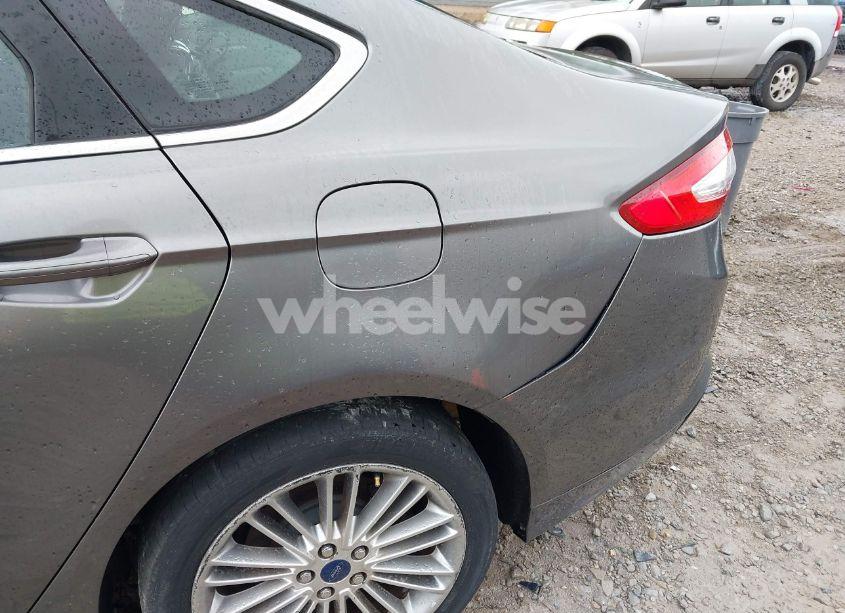 Photo 6 of 2014 Ford Fusion SE (VIN 3FA6P0H93ER195792)