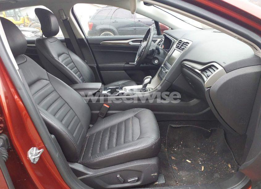 Photo 5 of 2014 Ford Fusion SE (VIN 3FA6P0H93ER253562)