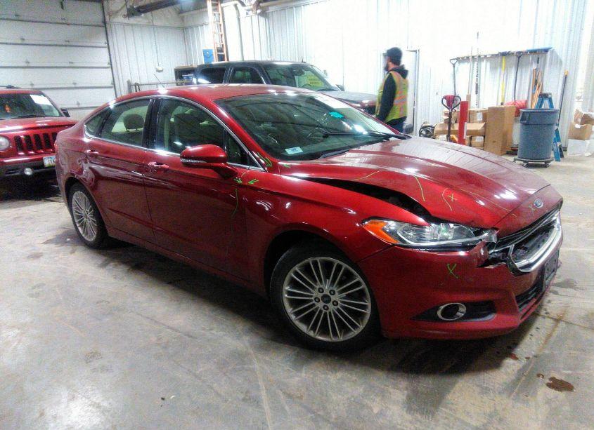 2014 Ford Fusion SE (VIN 3FA6P0H93ER319821) main photo