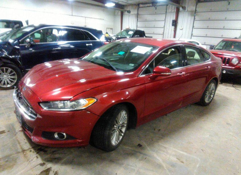 Photo 2 of 2014 Ford Fusion SE (VIN 3FA6P0H93ER319821)