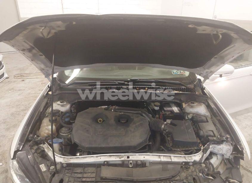 Photo 10 of 2014 Ford Fusion SE (VIN 3FA6P0H93ER360546)