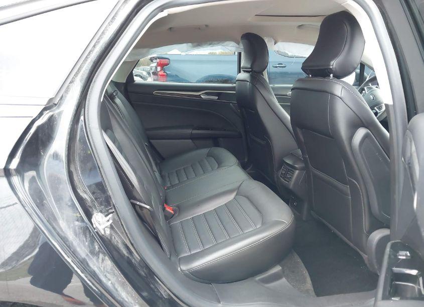 Photo 8 of 2015 Ford Fusion SE (VIN 3FA6P0H93FR220840)