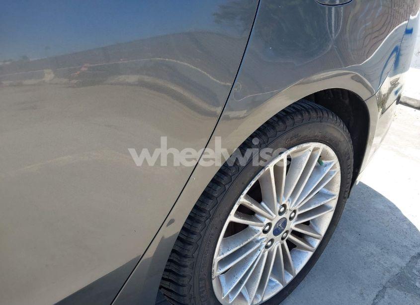 Photo 6 of 2015 Ford Fusion SE (VIN 3FA6P0H93FR238769)