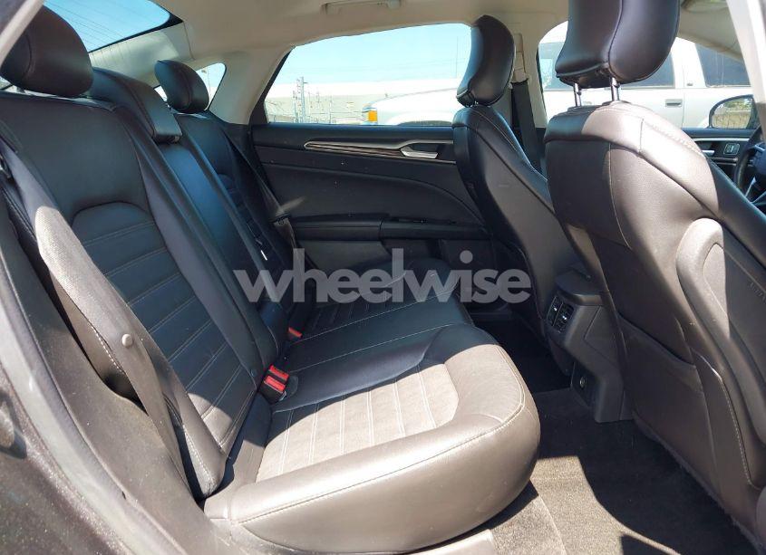 Photo 8 of 2015 Ford Fusion SE (VIN 3FA6P0H93FR238769)