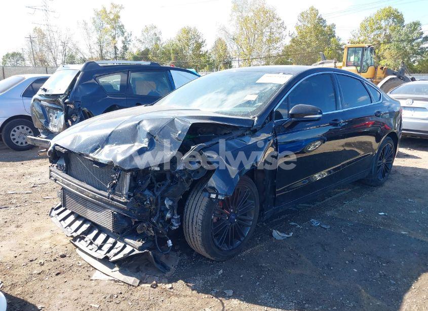 Photo 2 of 2016 Ford Fusion SE (VIN 3FA6P0H93GR101168)