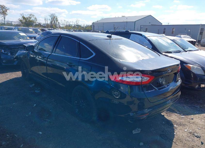 Photo 3 of 2016 Ford Fusion SE (VIN 3FA6P0H93GR101168)