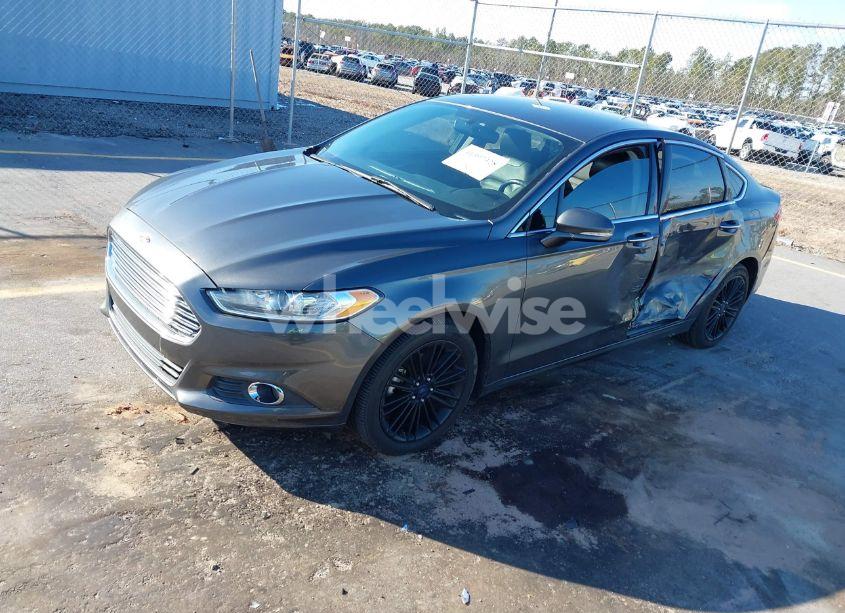 Photo 2 of 2016 Ford Fusion SE (VIN 3FA6P0H93GR208964)