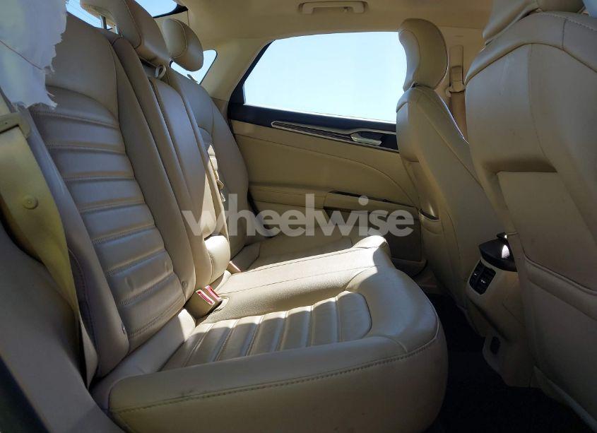 Photo 8 of 2016 Ford Fusion SE (VIN 3FA6P0H93GR211864)