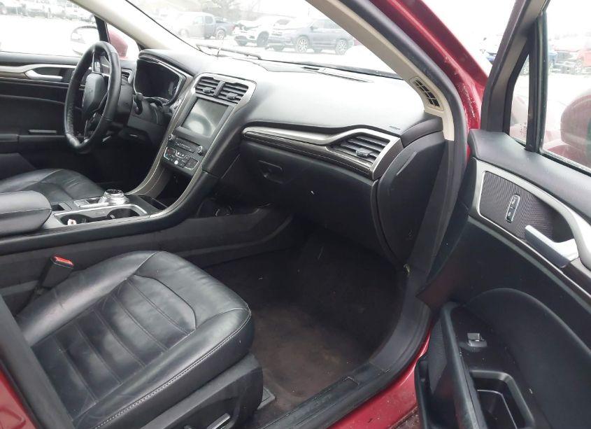 Photo 5 of 2017 Ford Fusion SE (VIN 3FA6P0H93HR203328)