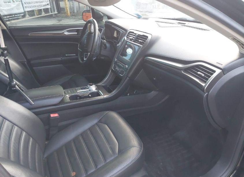 Photo 5 of 2017 Ford Fusion SE (VIN 3FA6P0H93HR225670)