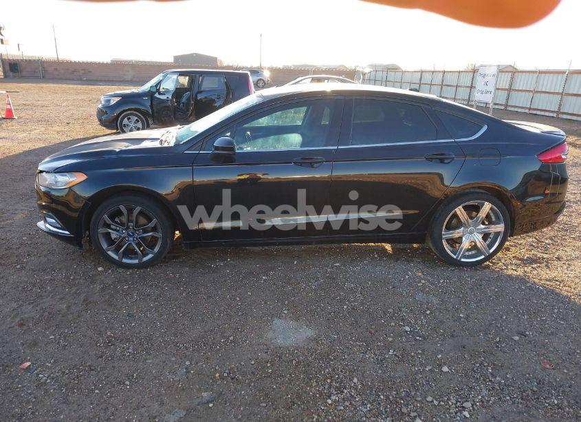 Photo 14 of 2018 Ford Fusion SE (VIN 3FA6P0H93JR158333)