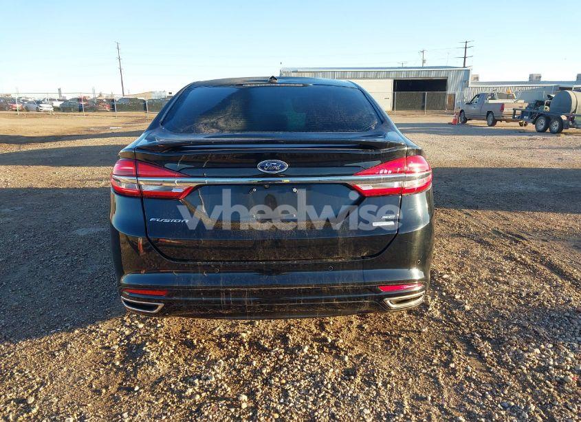 Photo 16 of 2018 Ford Fusion SE (VIN 3FA6P0H93JR158333)
