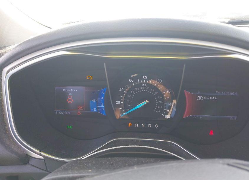 Photo 15 of 2013 Ford Fusion SE (VIN 3FA6P0H94DR140086)