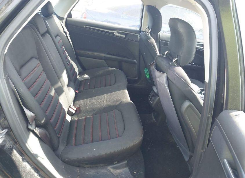 Photo 8 of 2013 Ford Fusion SE (VIN 3FA6P0H94DR140086)