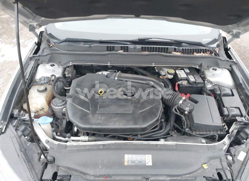 Photo 10 of 2013 Ford Fusion SE (VIN 3FA6P0H94DR183200)