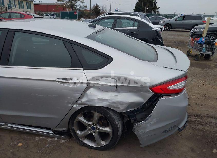 Photo 6 of 2013 Ford Fusion SE (VIN 3FA6P0H94DR183200)