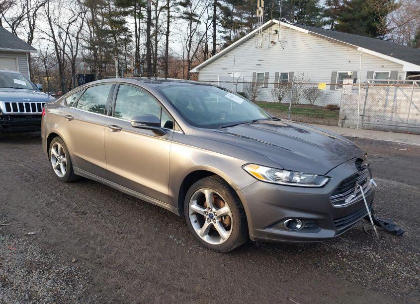 2013 Ford Fusion SE (VIN 3FA6P0H94DR214123) main photo