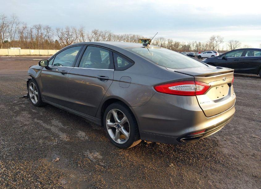 Photo 3 of 2013 Ford Fusion SE (VIN 3FA6P0H94DR214123)