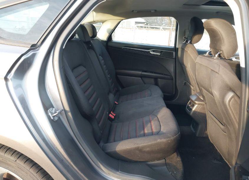 Photo 8 of 2013 Ford Fusion SE (VIN 3FA6P0H94DR214123)