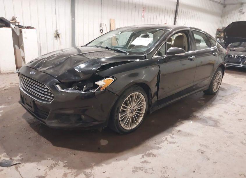 Photo 2 of 2013 Ford Fusion SE (VIN 3FA6P0H94DR253052)