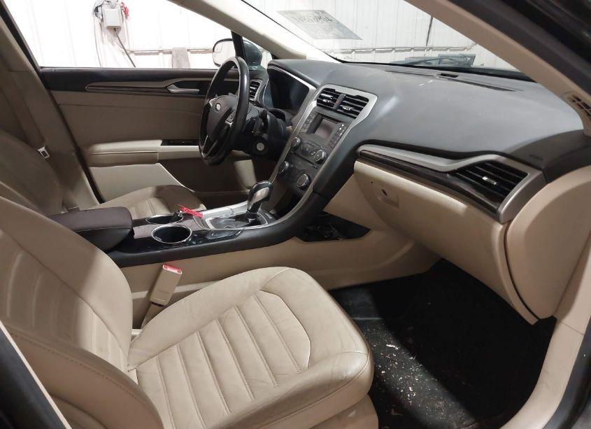 Photo 5 of 2013 Ford Fusion SE (VIN 3FA6P0H94DR253052)