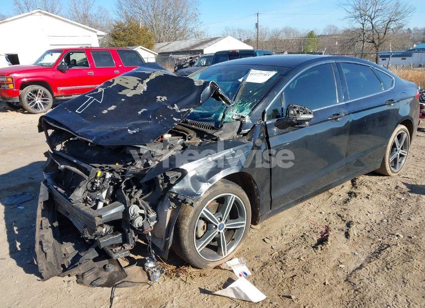 Photo 2 of 2013 Ford Fusion SE (VIN 3FA6P0H94DR259580)